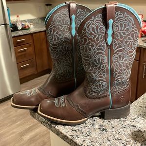 Ariat Square toe boots